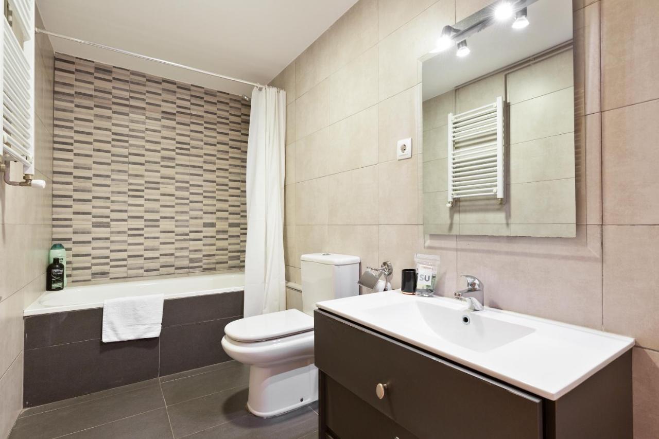 Stay U-Nique Apartments Aribau บาร์เซโลนา ภายนอก รูปภาพ